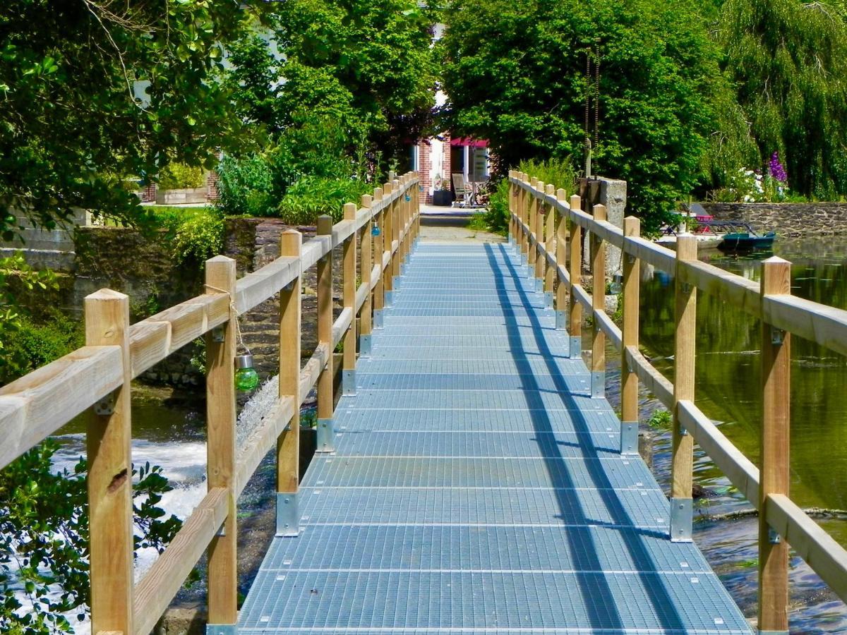 Le Moulin De Bury, Maison De Campagne Au Bord De La Riviere A 13 Kms Au Sud De Rennes Chavagne Екстериор снимка