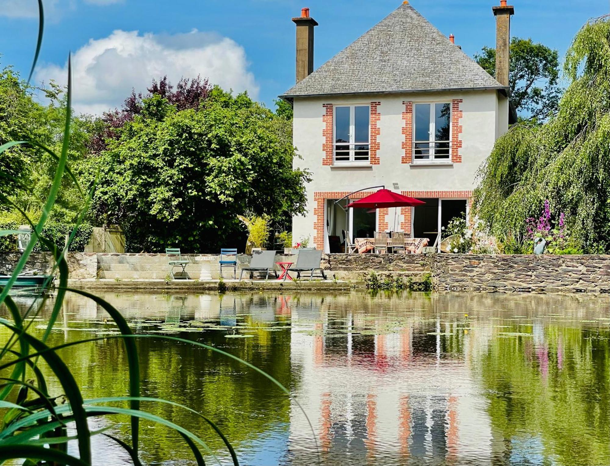 Le Moulin De Bury, Maison De Campagne Au Bord De La Riviere A 13 Kms Au Sud De Rennes Chavagne Екстериор снимка